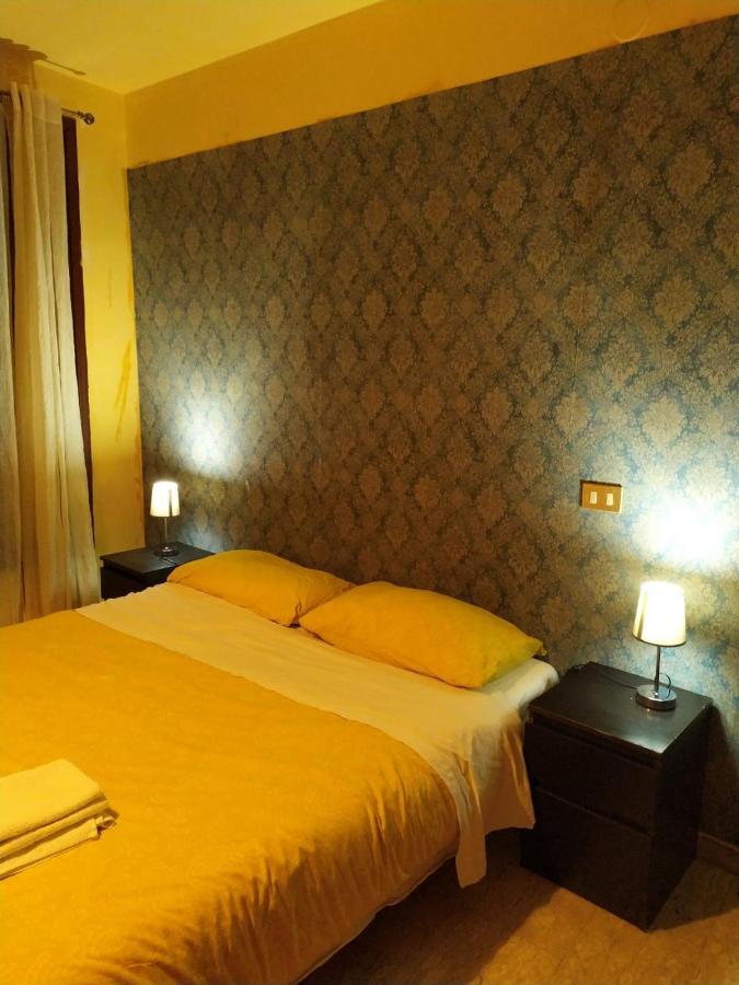Two Steps From Rialto Bridge Hotel Venice Exterior photo