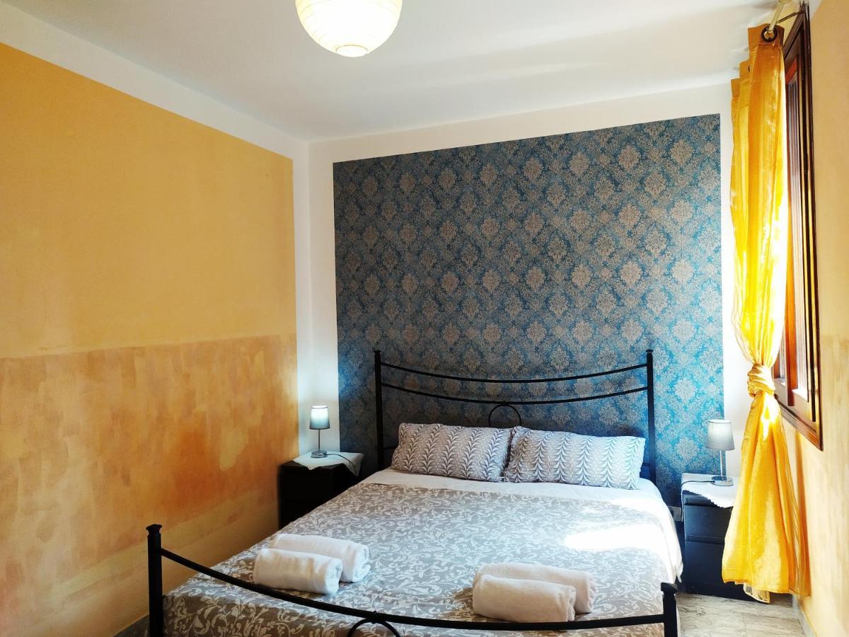 Two Steps From Rialto Bridge Hotel Venice Exterior photo